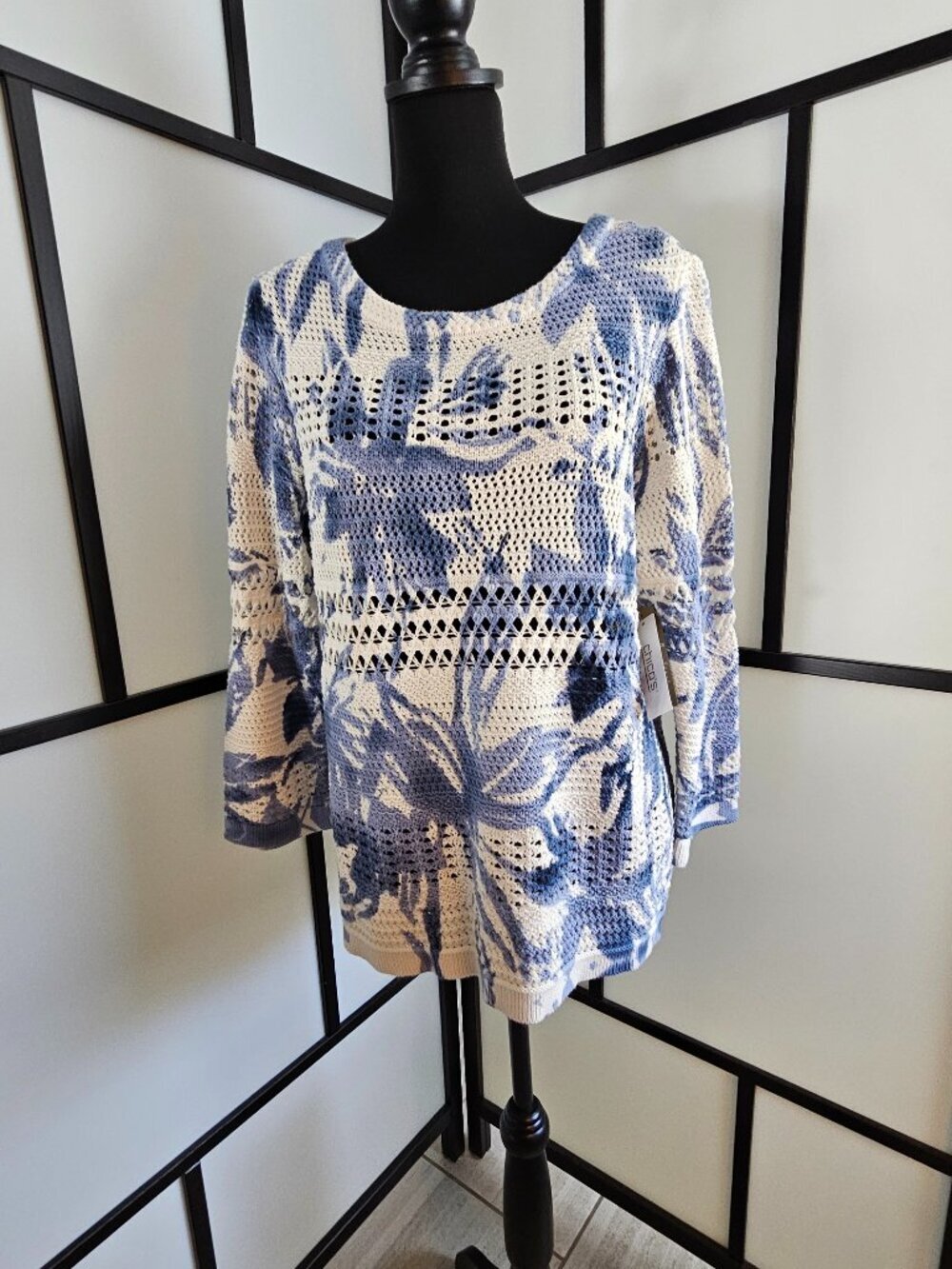 Chico's Blue White Open Front Knit Sweater Size 2 (Medium/Large) NWT